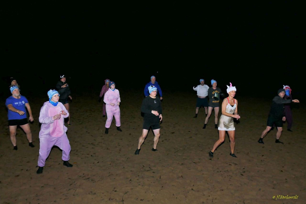 Klub Morsów - nocne pidżamowe zanurzenie
